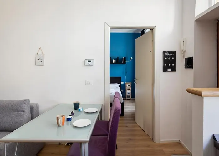 The Place, Your Place To Be - Via Tadino * Milano