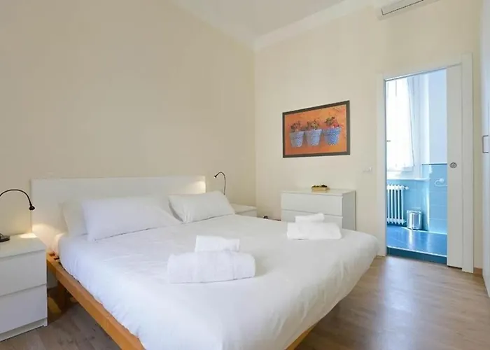 San Vittore - Two Bedroom By Halldis شقة ميلان