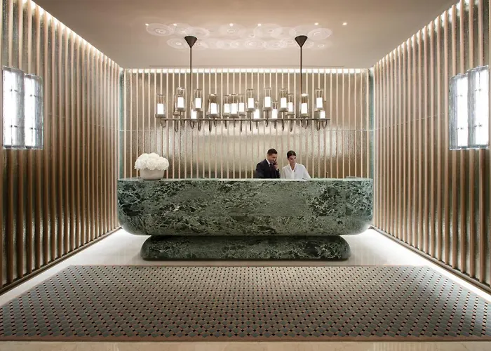 فندق فور سيزونز ميلانو