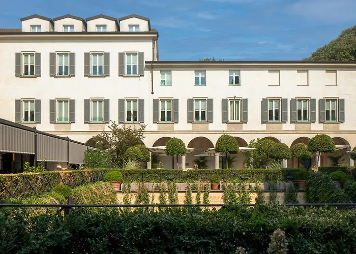 فور سيزونز ميلانو 5*