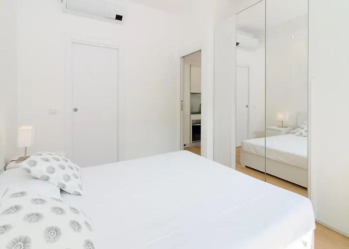 Bright Terrace In Apartment Milan