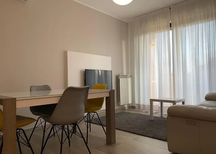 Trilocale In Zona Bocconi/navigli * 밀라노