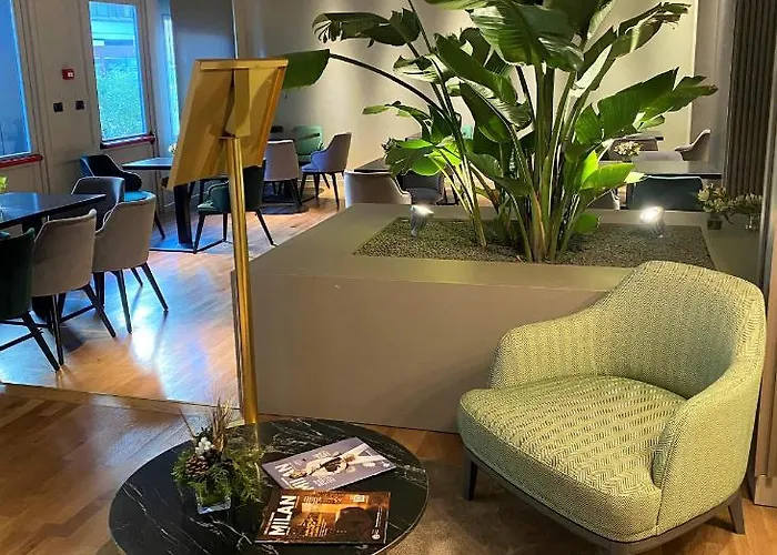 Hotel Romana 4*