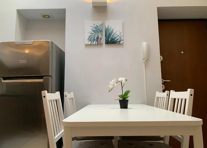 Bilocale Di Ringhiera In Corso Como/garibaldi Apartmán