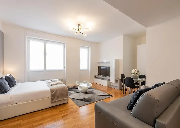 Apartment Royal - Centro Cadorna