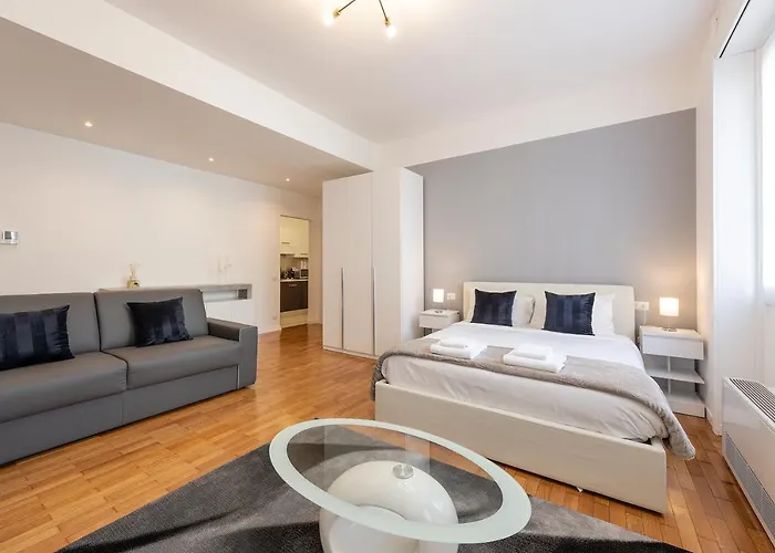 Apartment Royal - Centro Cadorna