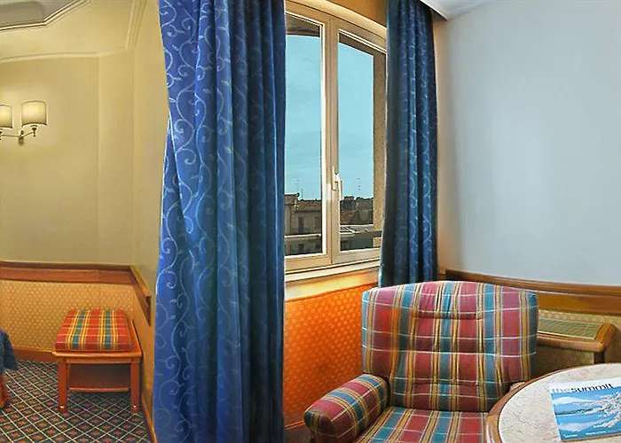Hotel Capitol