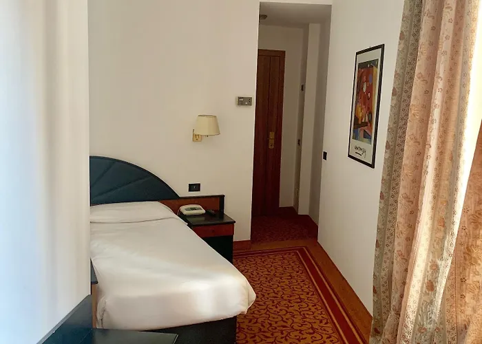 Casual Eclettico Otel