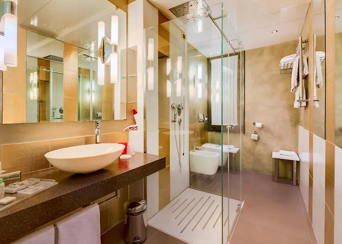 C-hotels Rubens 4* מילאנו