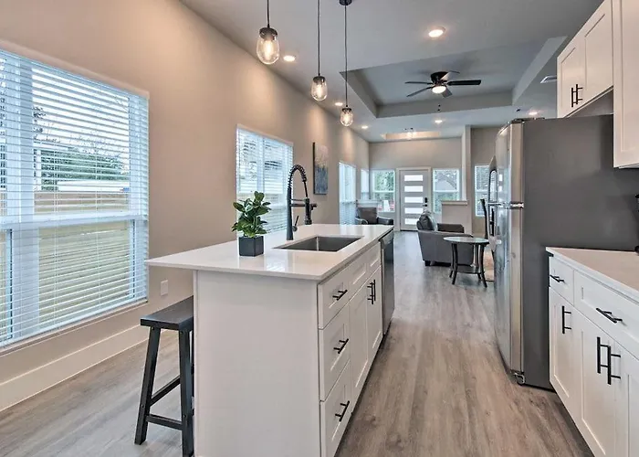 Genius Downtown Hotel 3*