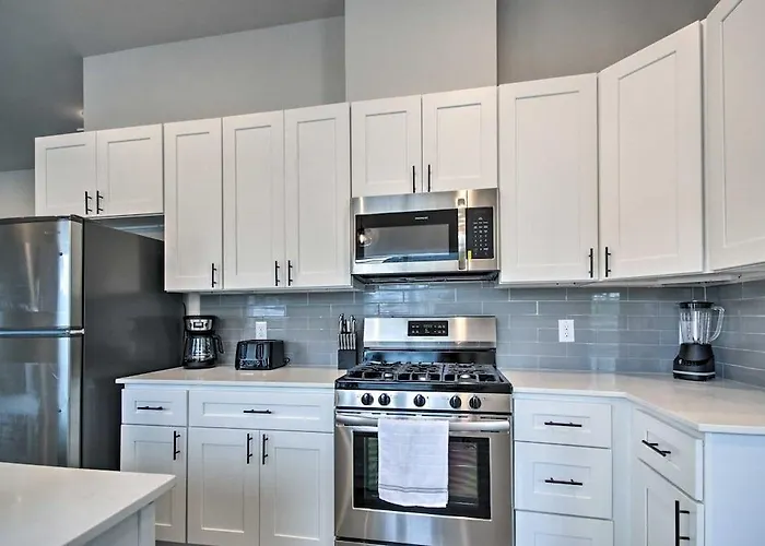 Genius Downtown Hotel 3*