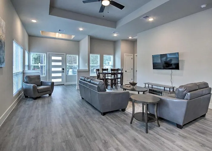 Genius Downtown Hotel