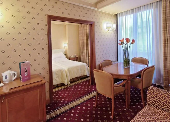 كابيتول ميلانو 4*