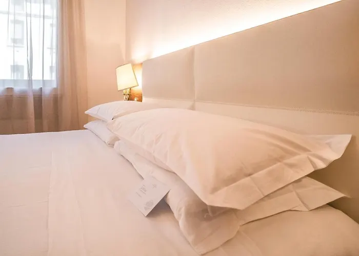 Hotel Romana 4*