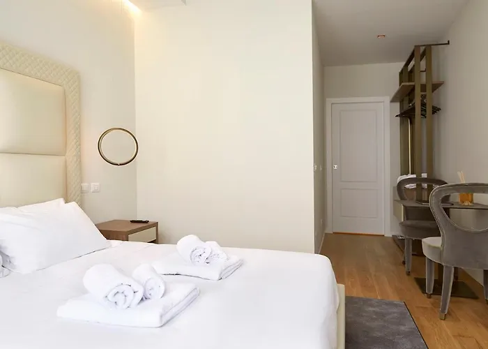 Prestige Boutique -piazza Duomo 4*