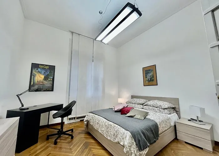 Central Apartment *