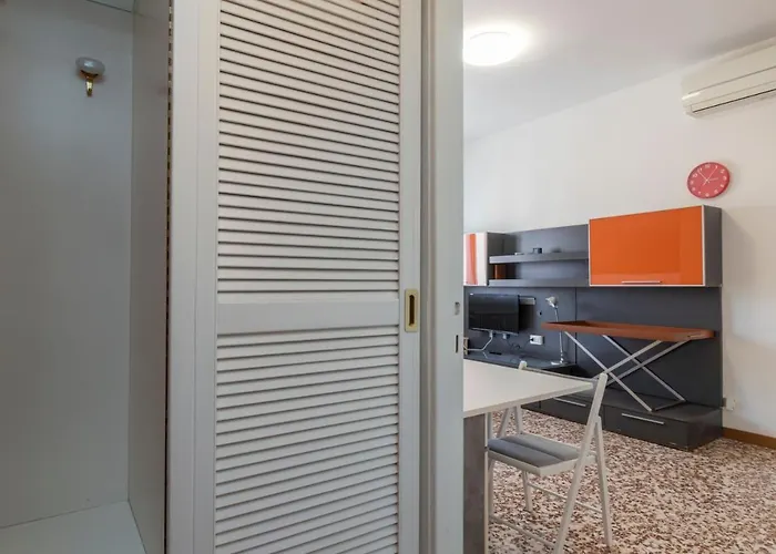 Bordighera - Vicino Iulm / Naba - Wifi A.c. Appartamento