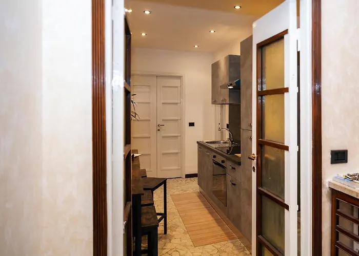 Central Apartment * Milan