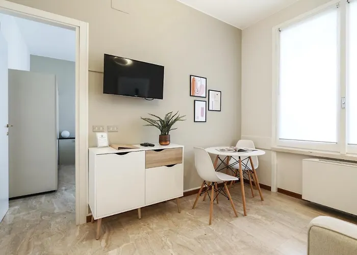 Contempora - Elvezia Park - 1bed, 1bath With Balcony - E34 * Milano