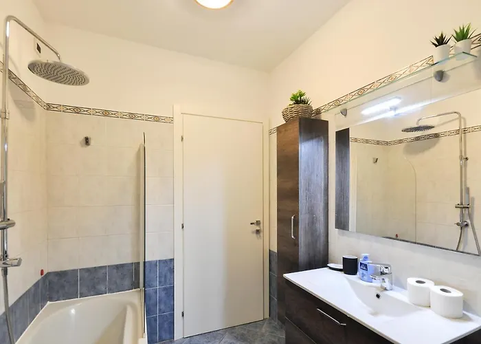 Guesthost - Casa Cri&eli Trilo X5 Con Terrazzo 아파트 *