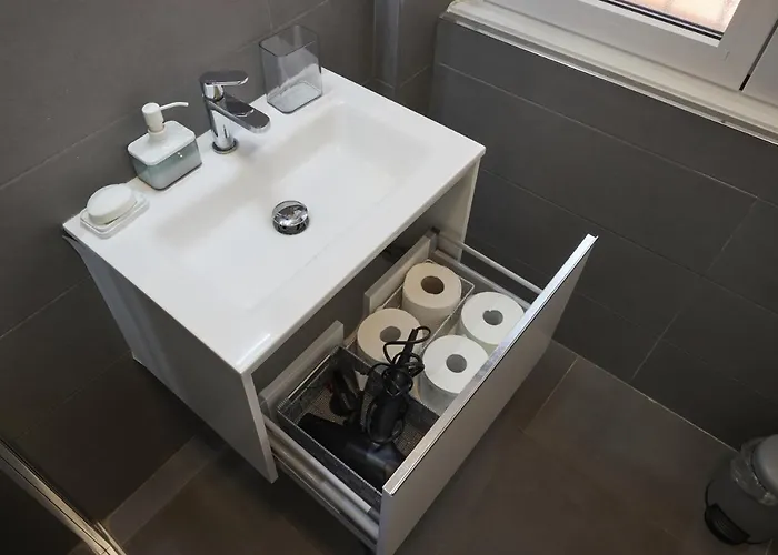 G62 Confortevole Bilocale Zona Stazione * Milano