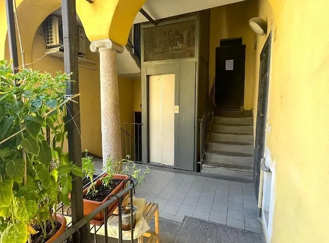 Aparthotel Easy - Rooms&apartments Navigli 3*
