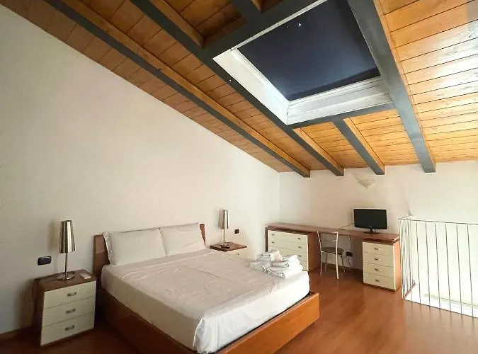 Appart hôtel Easy - And Navigli Milan