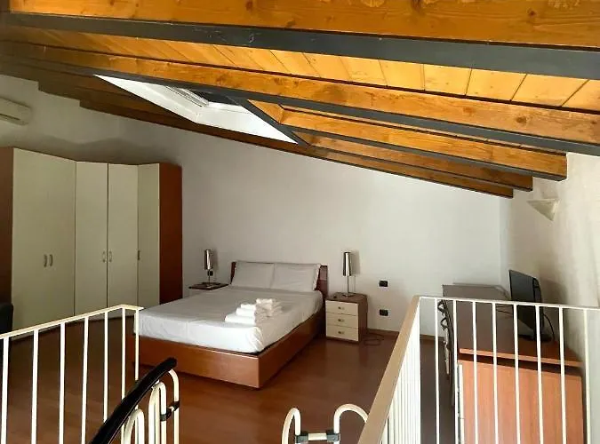 Easy - Rooms&apartments Navigli Aparthotel
