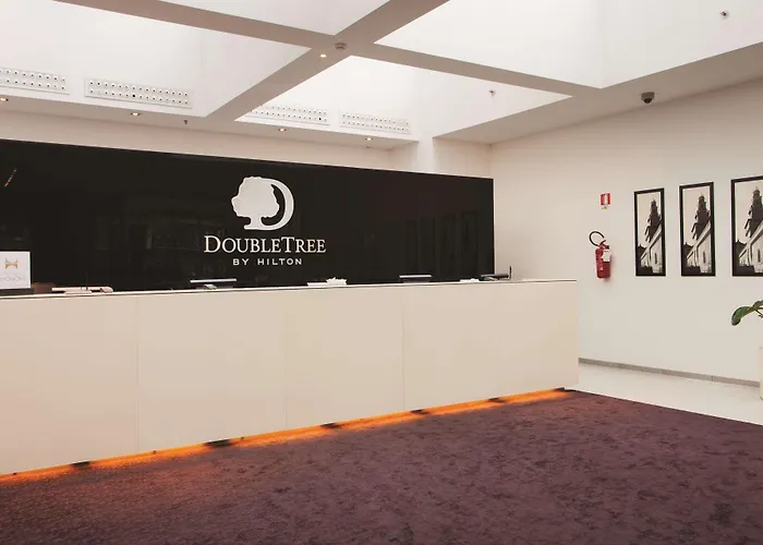 מלון Doubletree By Hilton
