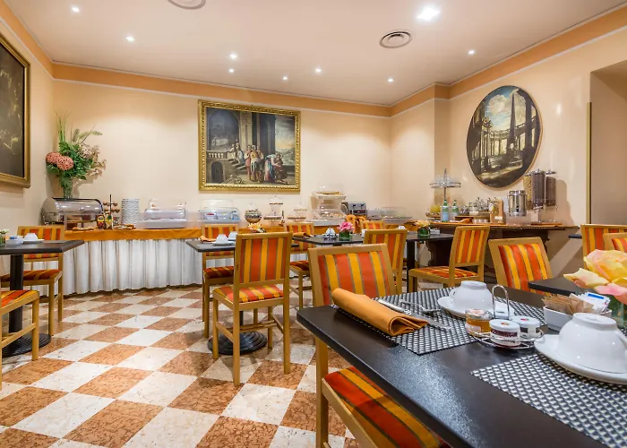 Regina Hotel 4*