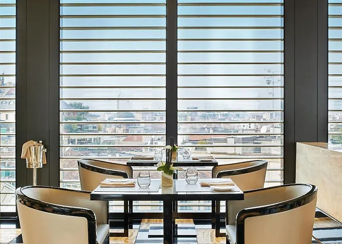 Armani 5* Μιλάνο