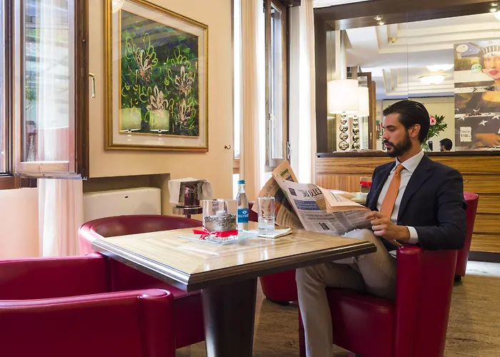 호텔 Carrobbio 4*
