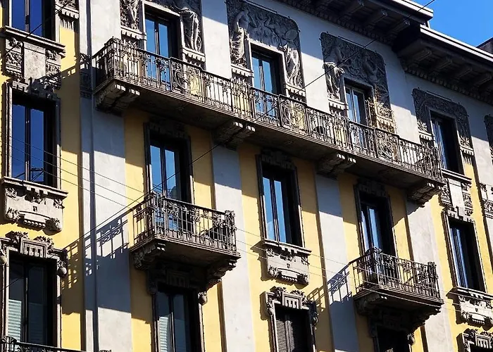 Bed & Breakfast Charming Elegant In Historic Art Nouveau Building, 3*
