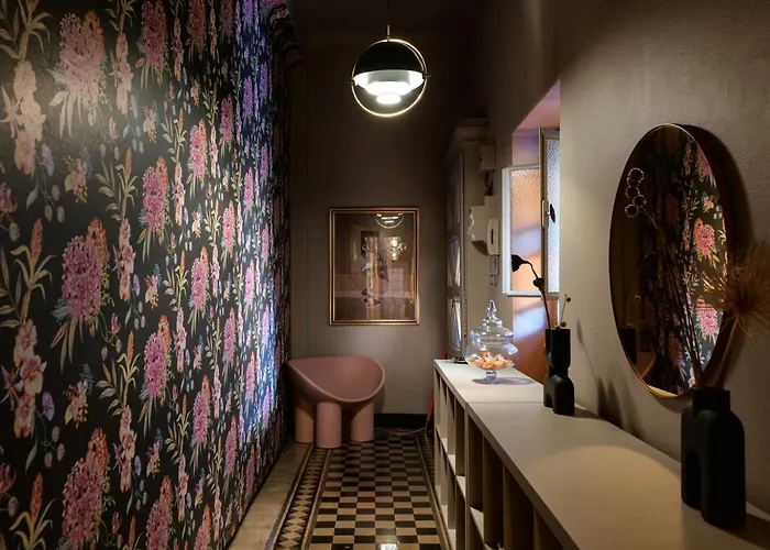 House Of Frames Couette-café