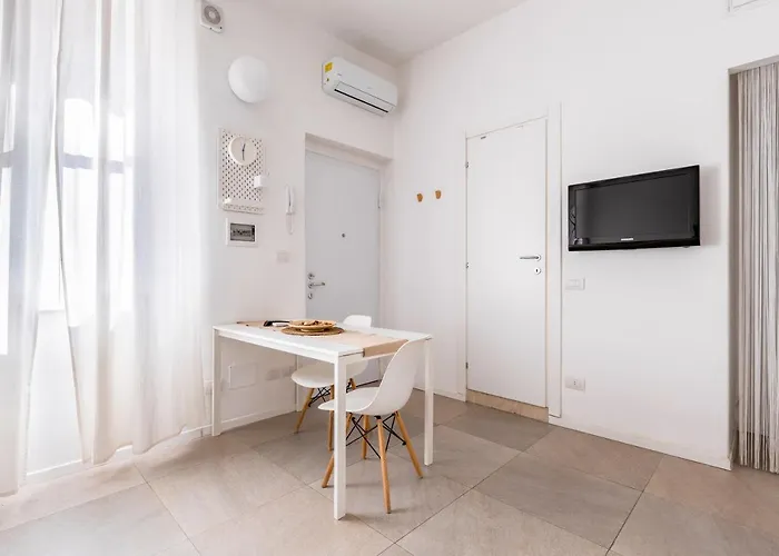 Cosy With Shared Terrace! Lejlighed Milano