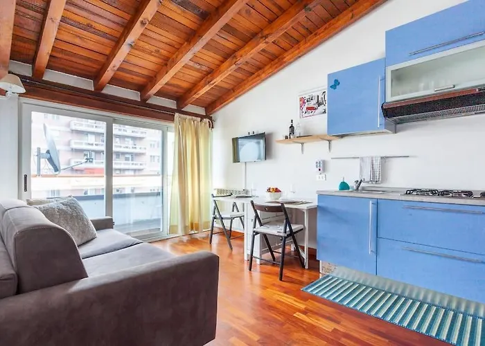 Civico288-romantic Attic Near Ieo-bocconi-f Prada ミラノ
