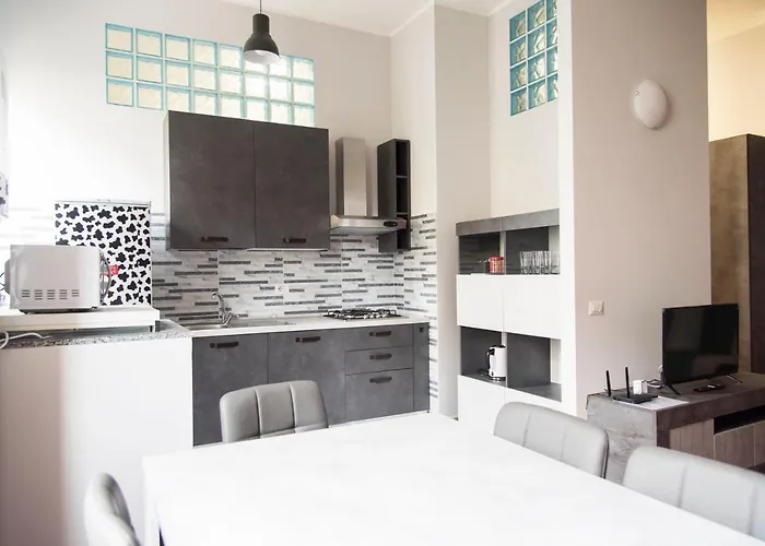 Apartament Youhosty - Venini 59 *