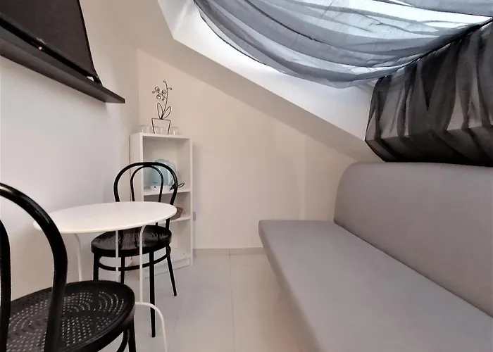 Apartman Mercanti Attic Version *