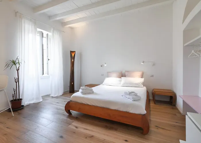 Apartman Primopiano - De Castillia 20 Milánó