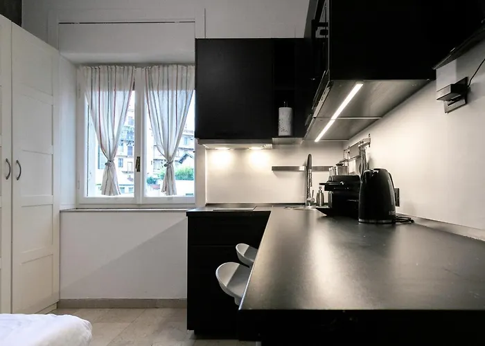 Luna Homes - In Corso Sempione * Milán