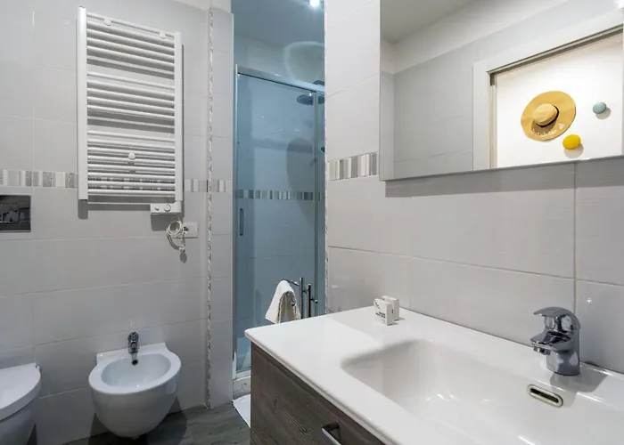 Easylife - - Algarotti 4 - Porta Nuova * Milano