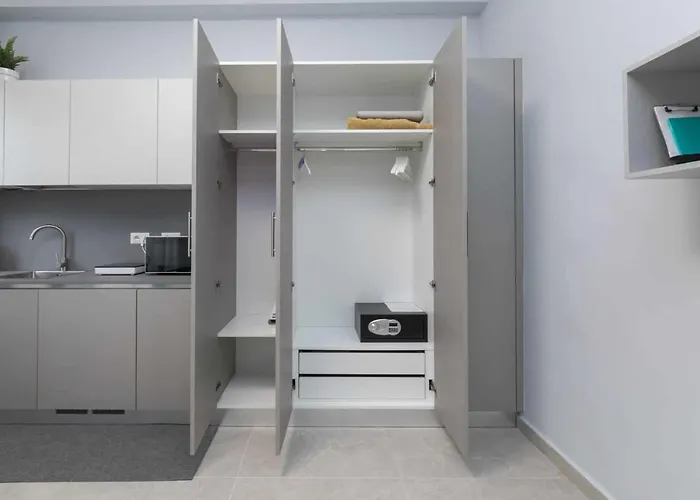 Montalbino Place 아파트
