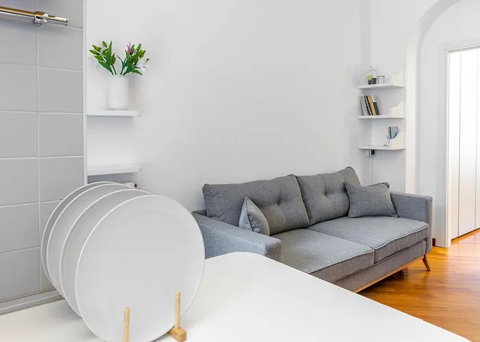 Joivy Charming Flat Near Duomo Di Apartamento *