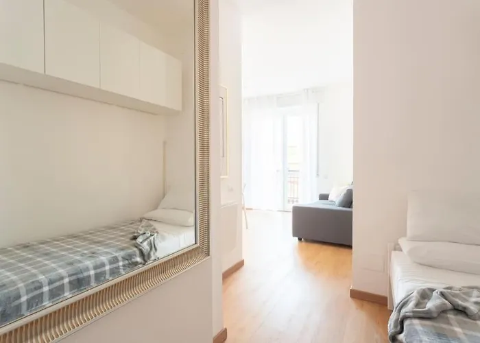Modern House Dergano A 150 Metri Metro * Милан