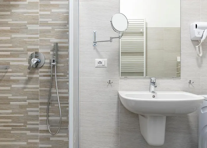Leader 3 - Monzino - Hockey Msg Arena - Linate - Apartment *
