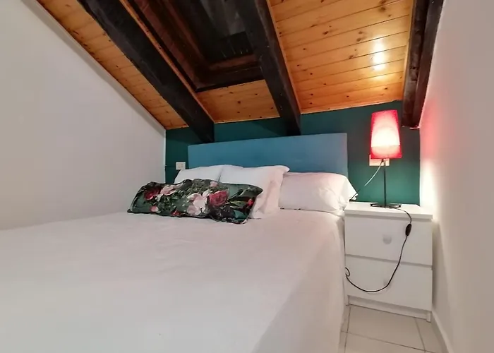 Mercanti Attic Version Apartman Milánó