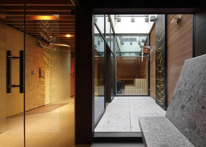 Versoverde Alzaia Naviglio Grande Otel Milano