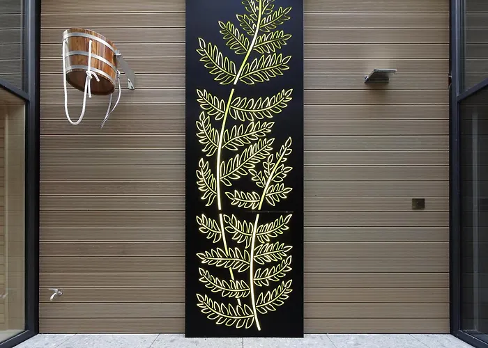 Versoverde Alzaia Naviglio Grande Milano