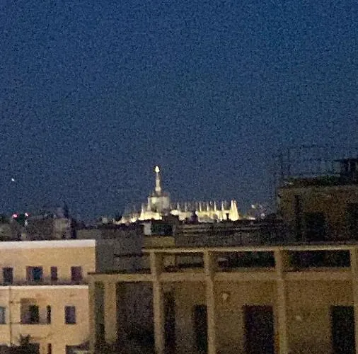 Attic 9th Floor With 2 Terrace In Center Brera With Amazing View דירה מילאנו