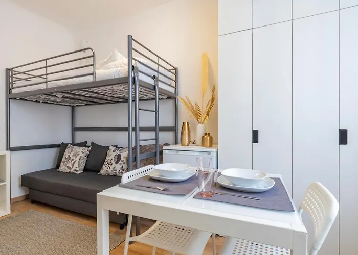 Apartment I Host - Alessi 10